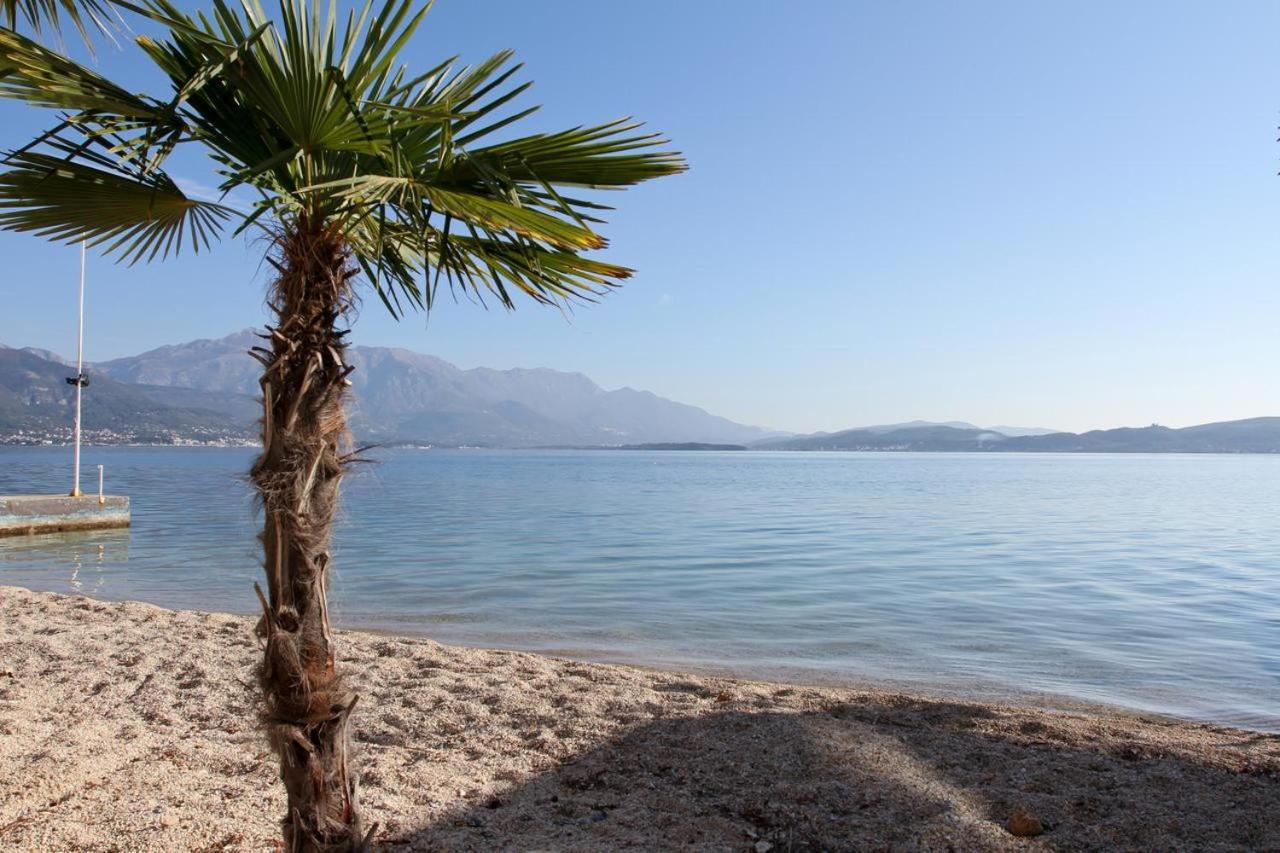 فيلا Seaside House تْشيرسيك نوفي المظهر الخارجي الصورة